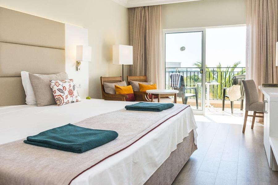 Portobay Blue Ocean (Adults Only) Otel Olhos de Agua  Dış mekan fotoğraf